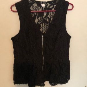 Venus lacy cover-up. Size XL